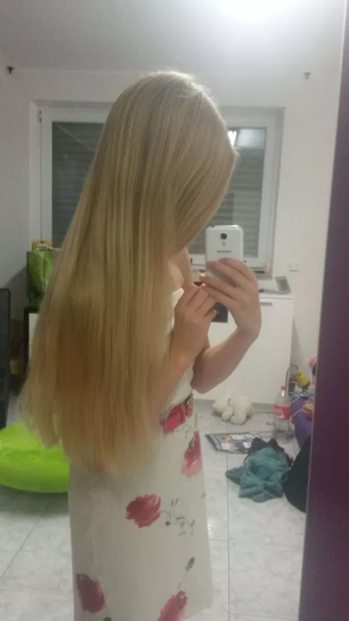 any older men want to destroy a russian girl (19)?