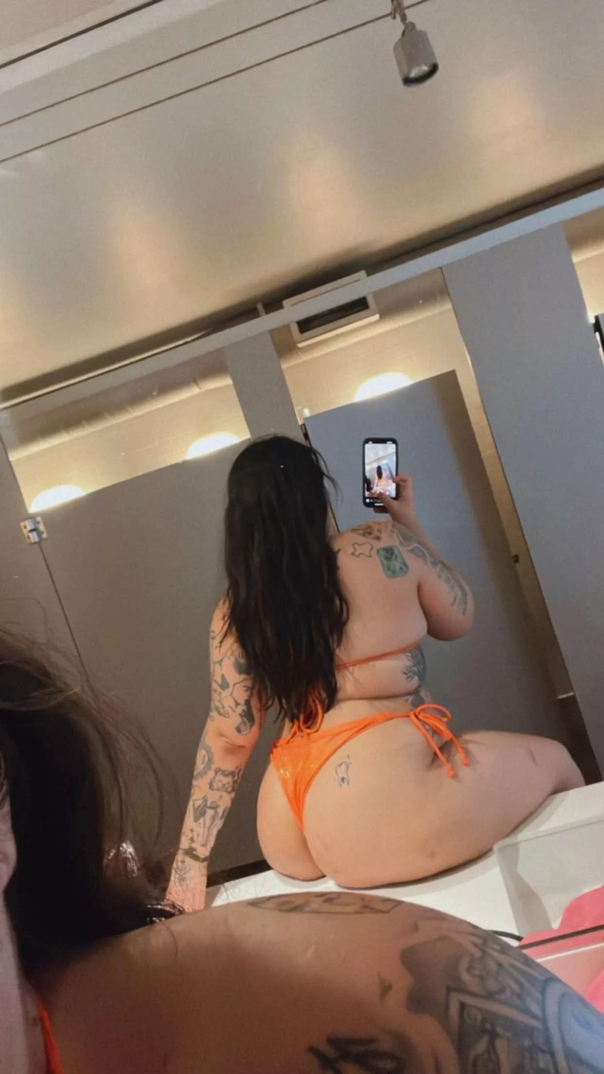 Anyone still awake? 😘