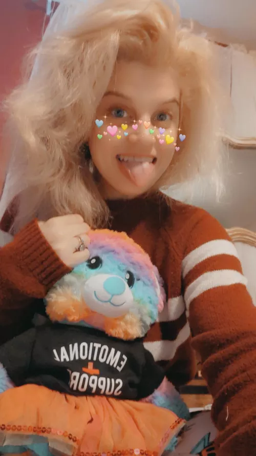 Bubbles and I are refusing to sleep. No bedtime for us! 😁