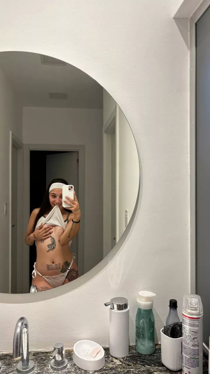 Come and squeeze it for me