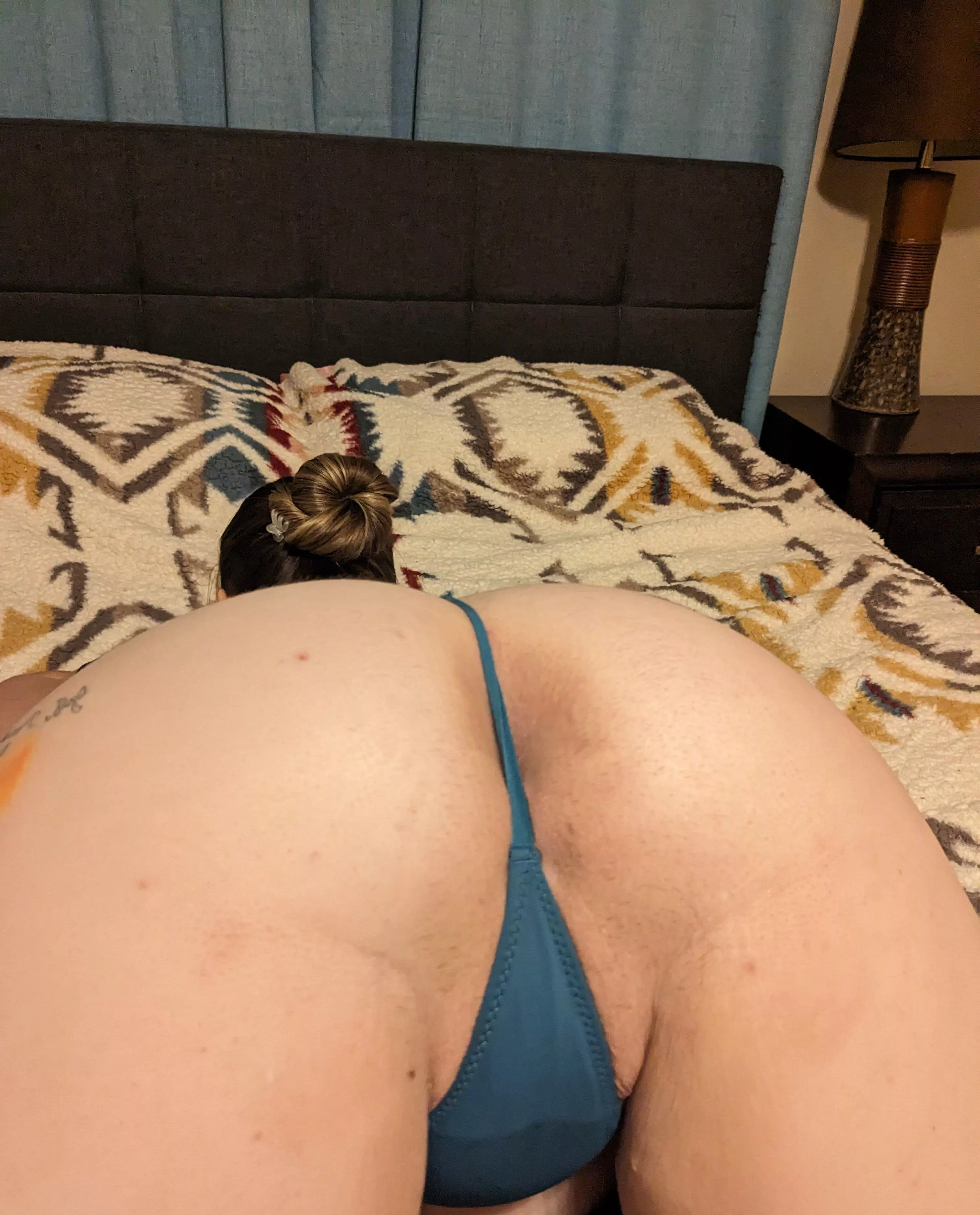 Come lick on me, I want to be yours 🤤