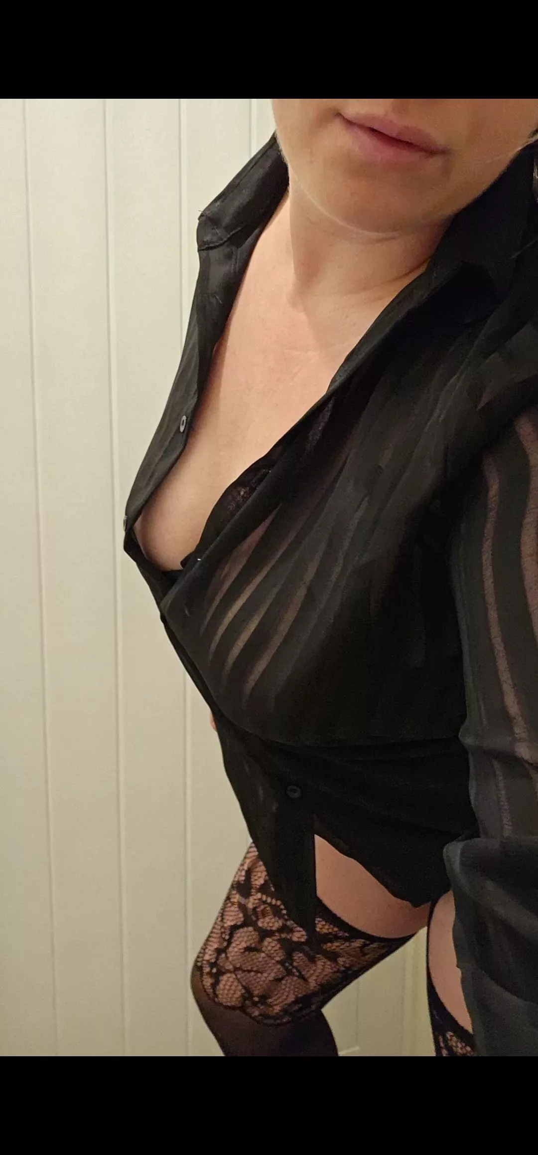 Come see what's under this top on my OF