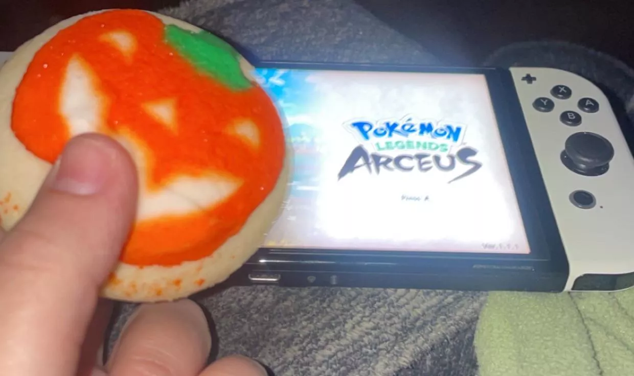 Comfort snack and game