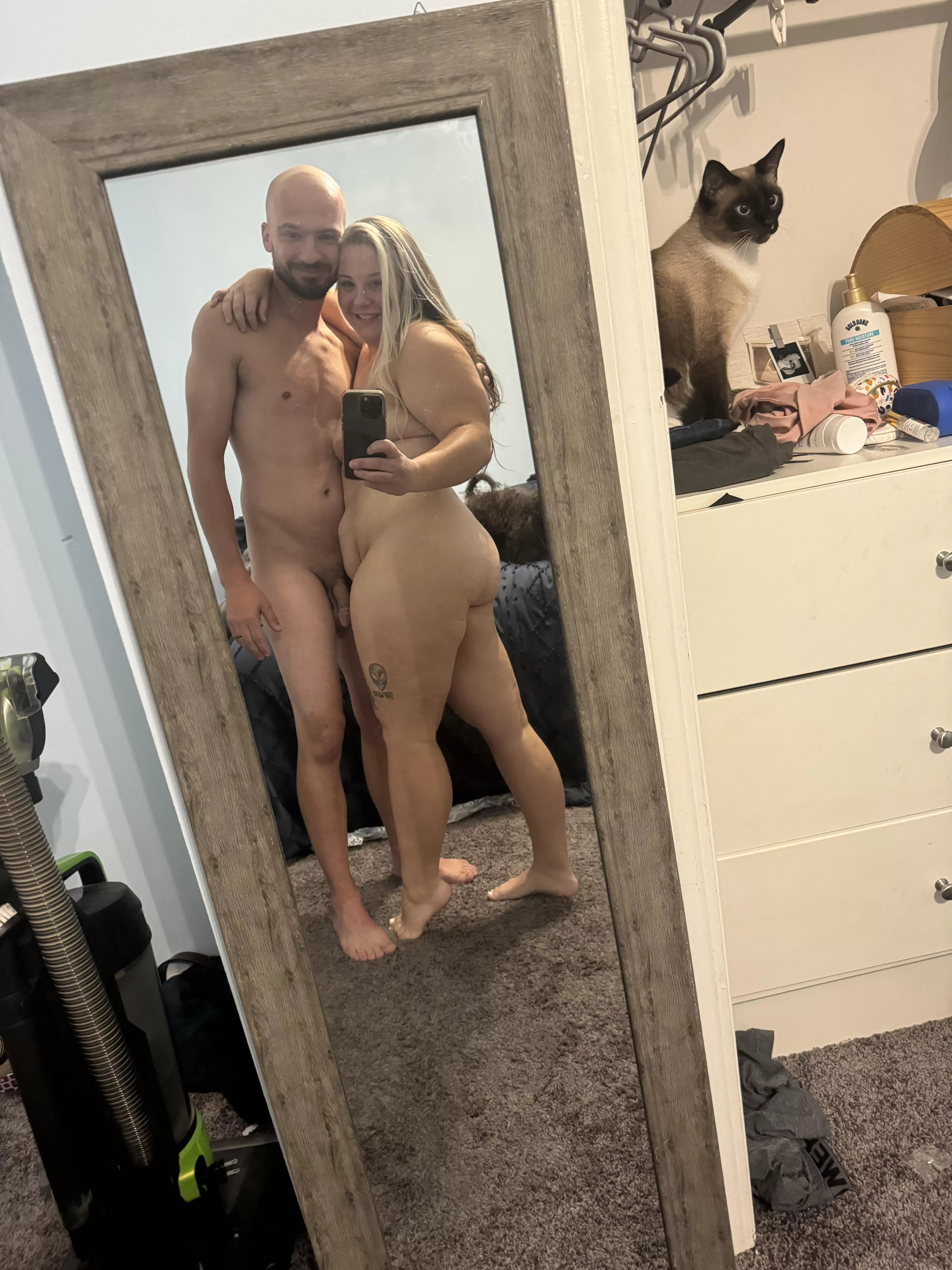 Couple looking to exhibition for other couples! Must Verify :) 