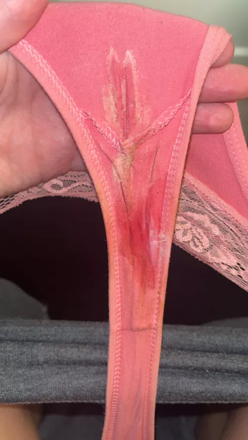 day 2 gonna shoot for 4 🩷 (selling)