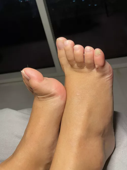 Do these scrunched soles make you hard