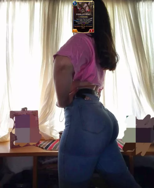 Do you like femboys with a dumptruck ass? UwU