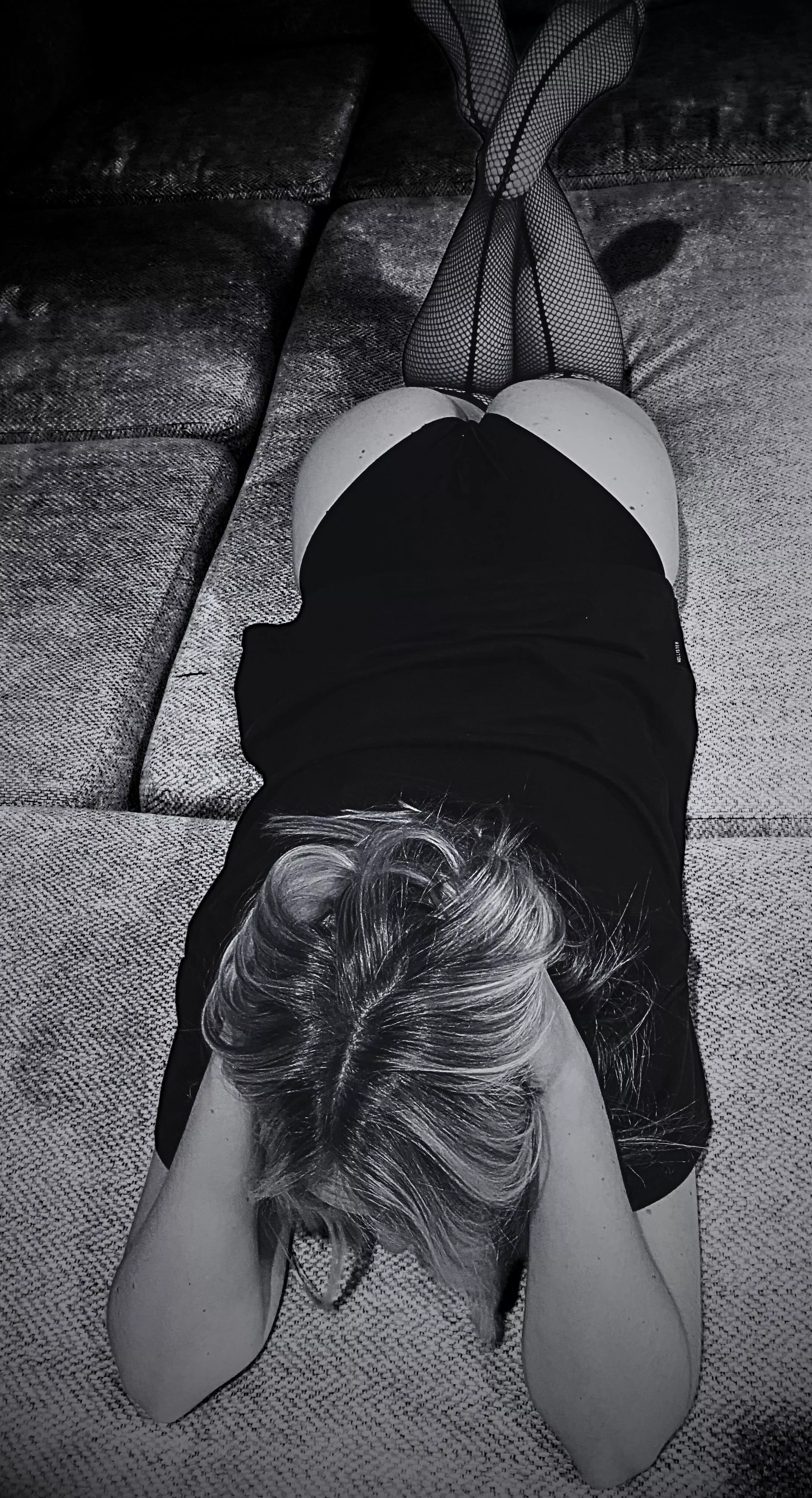 Even tho you don’t see my face, I promise I’m pretty 