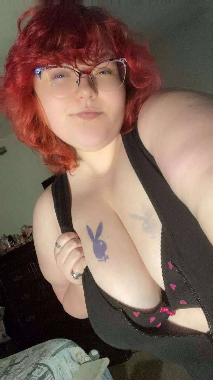 [F/22/VA] Just a pretty redhead 