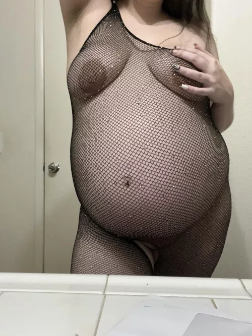 Featuring the ghost face nails 😍🤤