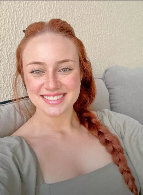 Feeling cute at 31yrs old