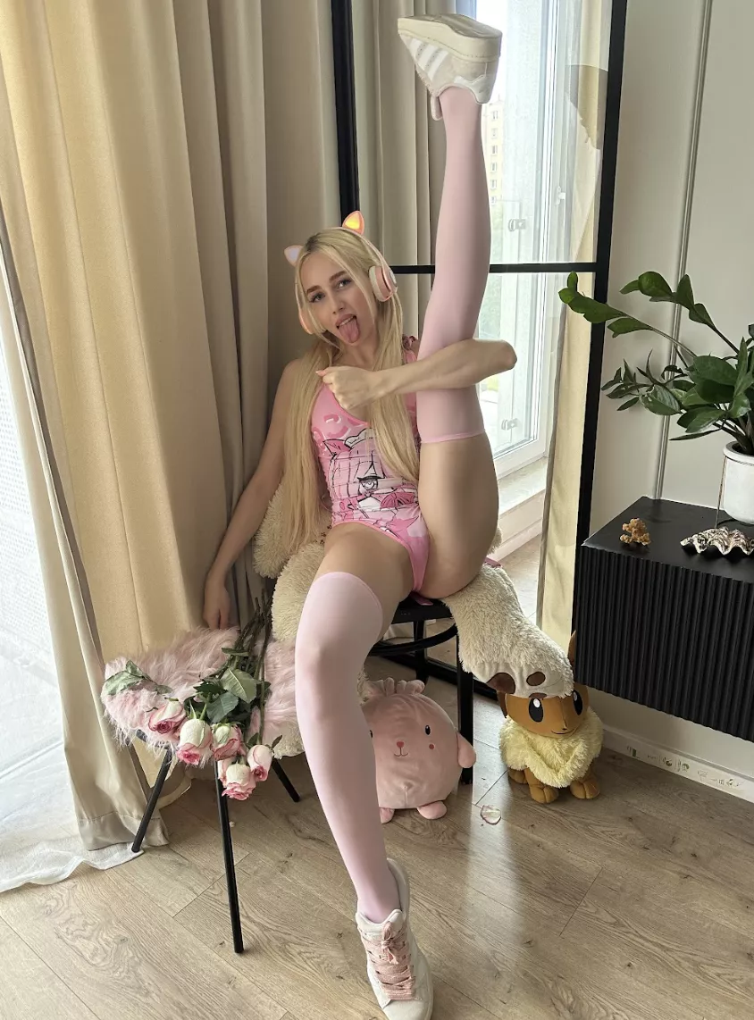 Felt cute in this look 