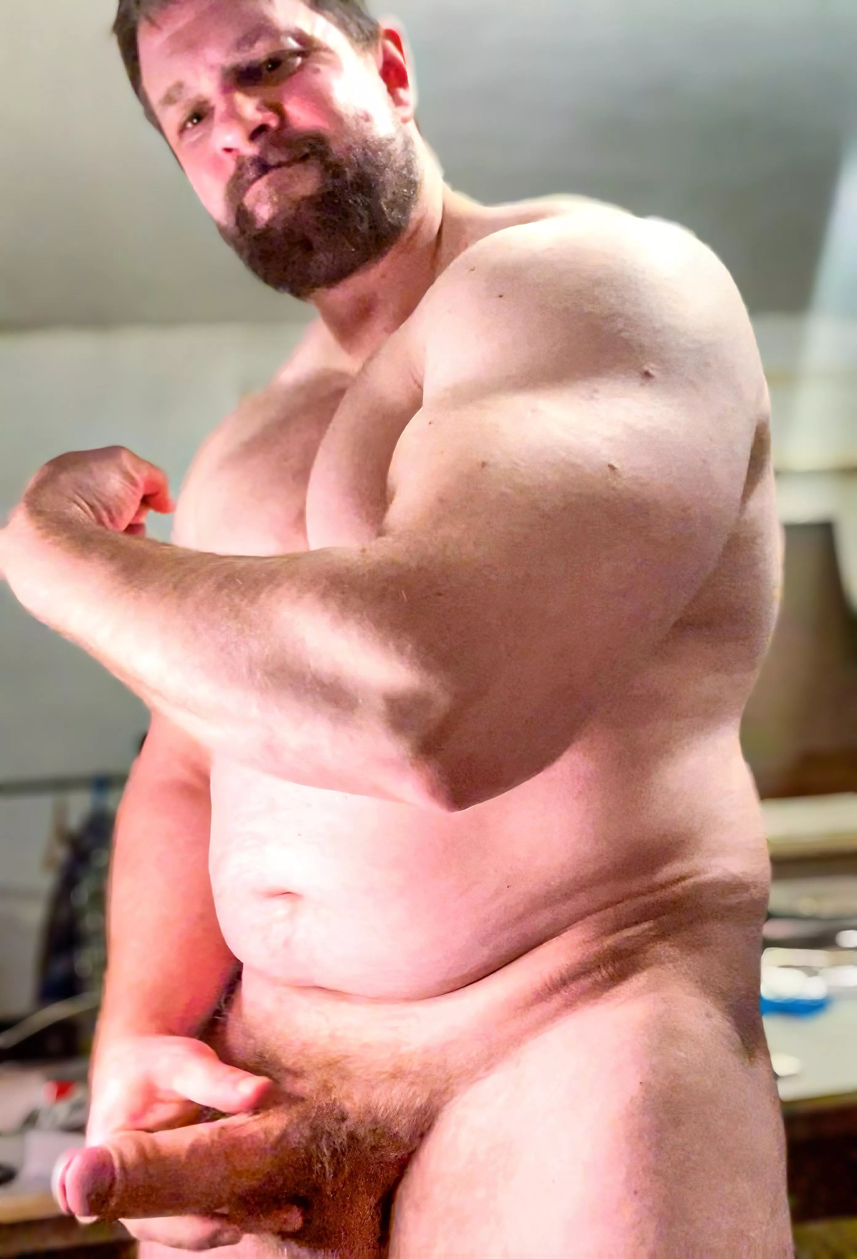 First thoughts when u enter the gym lockerroom and see this? (35)