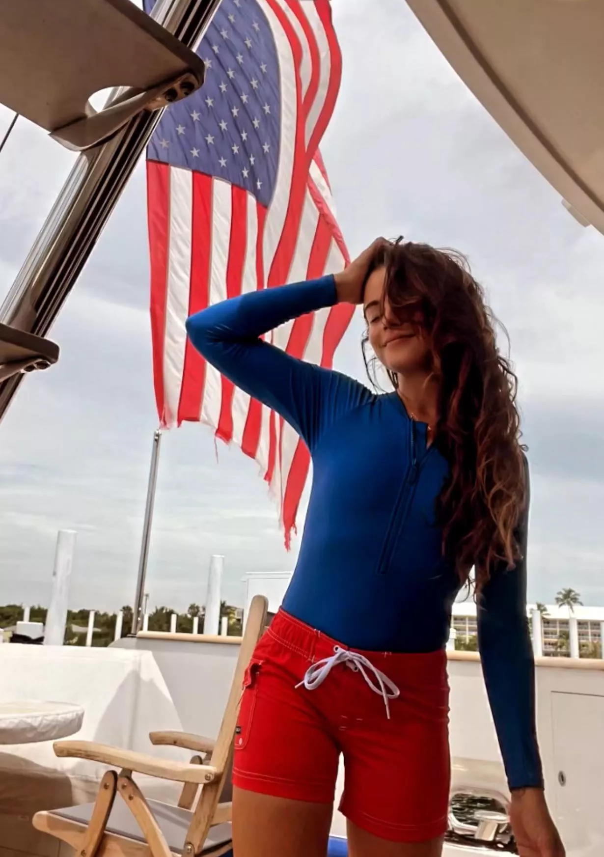 Fuck a boat, buy a yacht and hire me as your Captain 