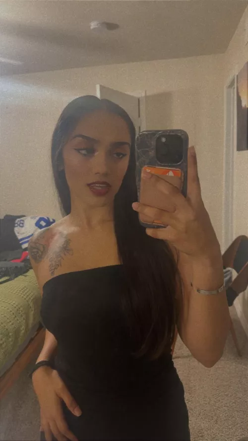 Give in to me, you have no idea what you’re missing out on💋 