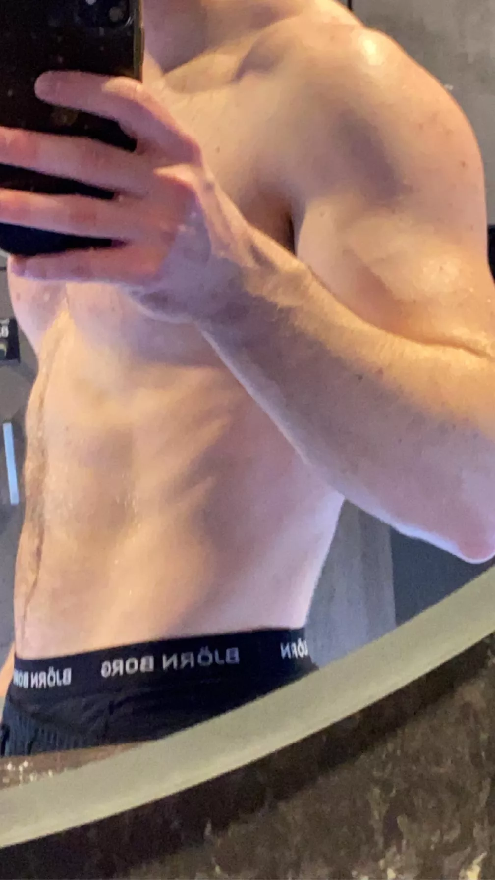 Hi, wanna make friends?😅😇