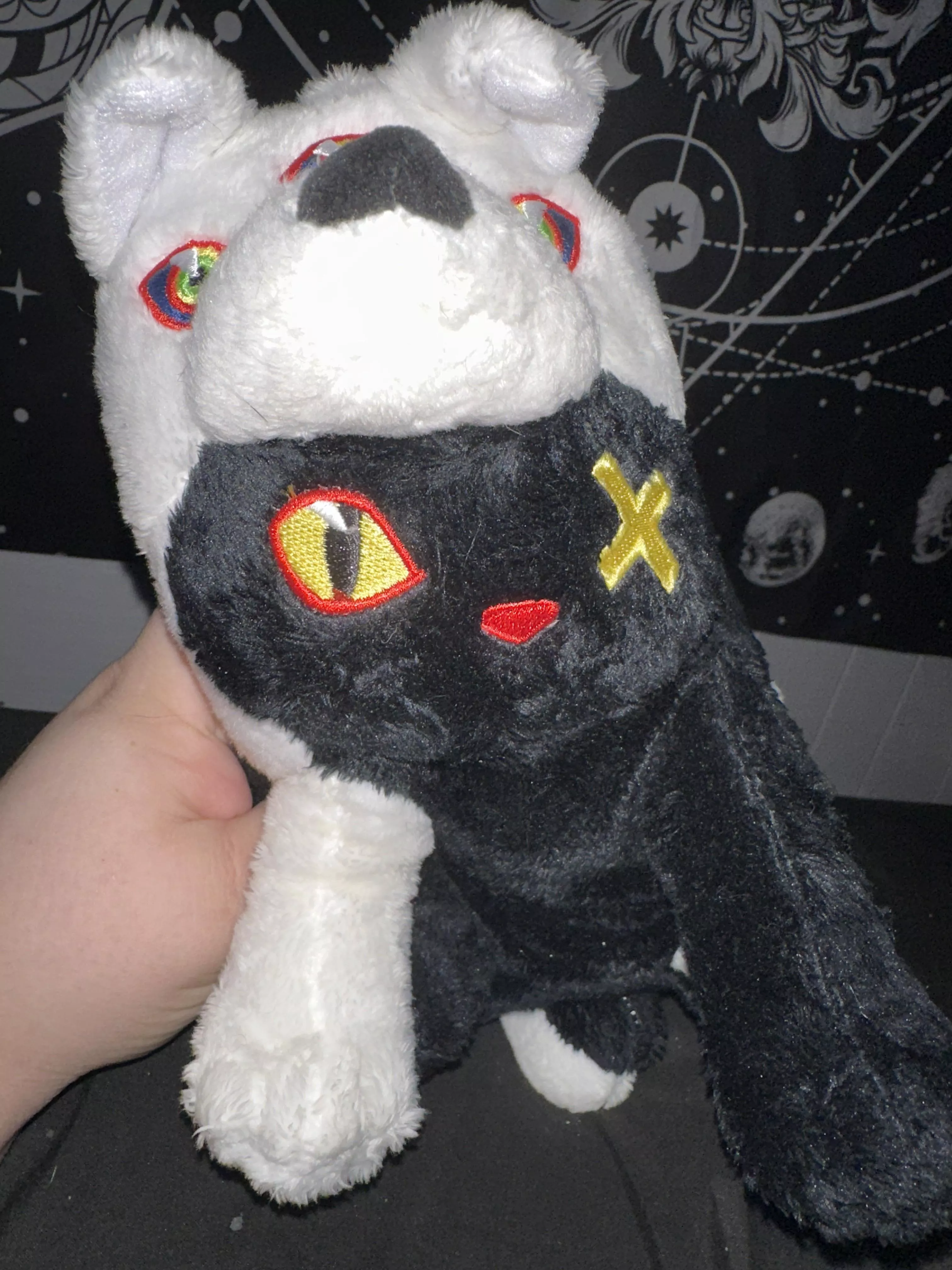 His name is Pixel :3 he finally got a name after 2y. 