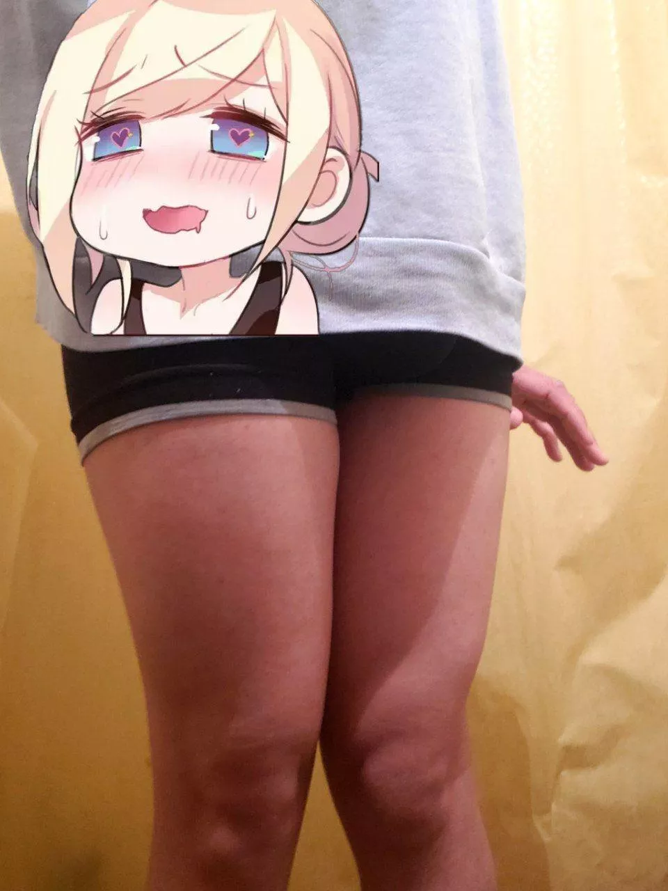 Holisss wenas tardes ¿les gustan los muslos o los potos? Elige :)