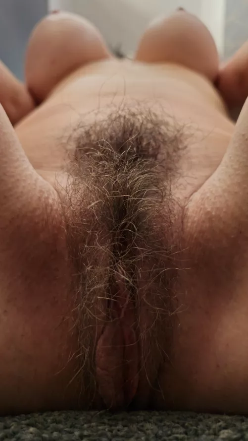 How old were you when you got into hairy pussies?