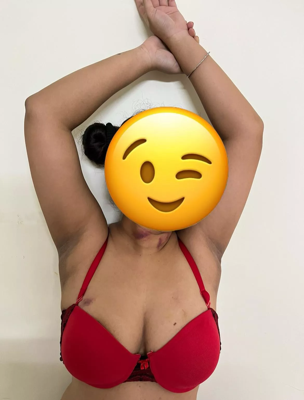 Husband is away, I can be your slut for tonight!