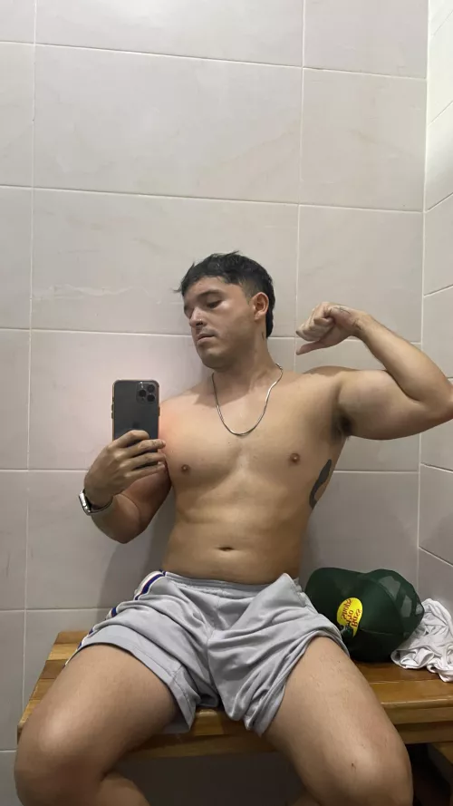 I dont want to hear your opinion sub, I only want to hear, “sent Sr”🐷