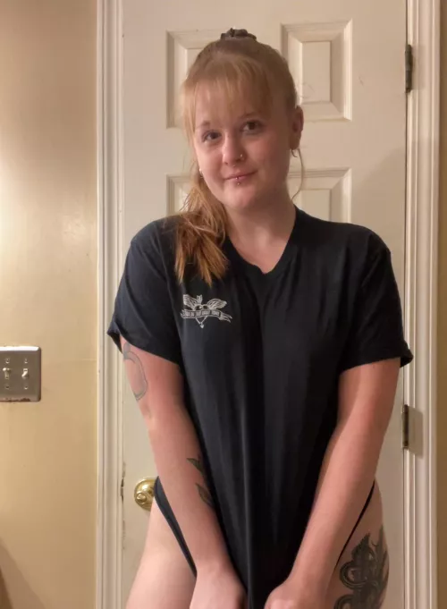 i dont wear t shirts often, but sometimes theyre just so comfy! 