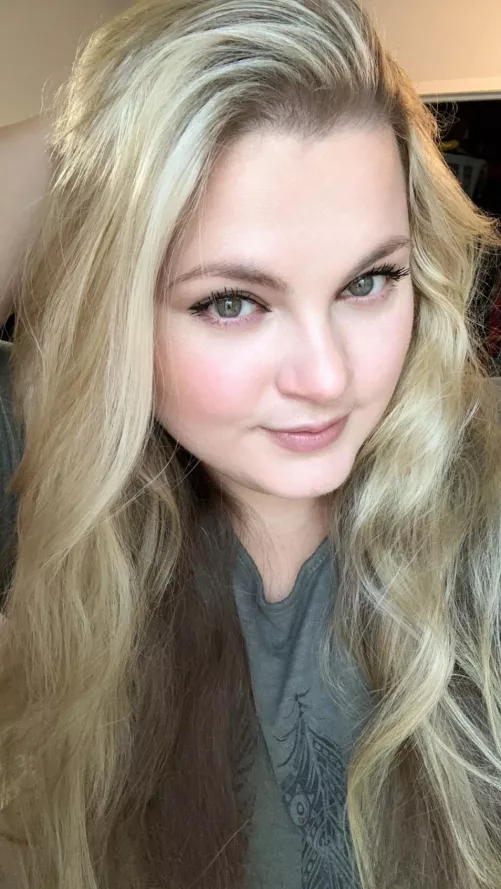 I just wanna put a collar on you, gently tell you what to do, and then tell you how much of a good boy you are 😭