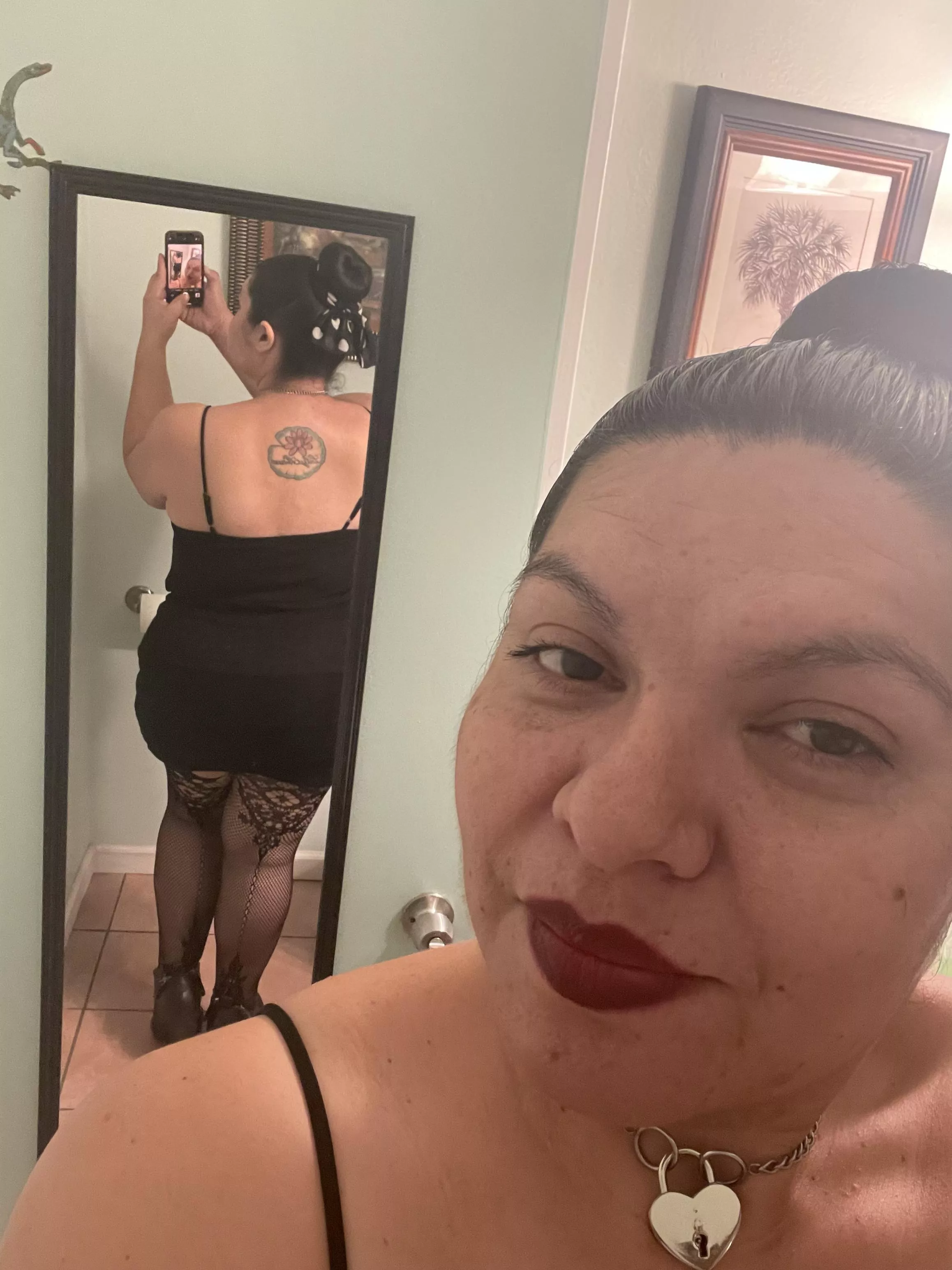 I love the lacy detail on the fishnets! Oh and the dress makes my ass look even better! 😋