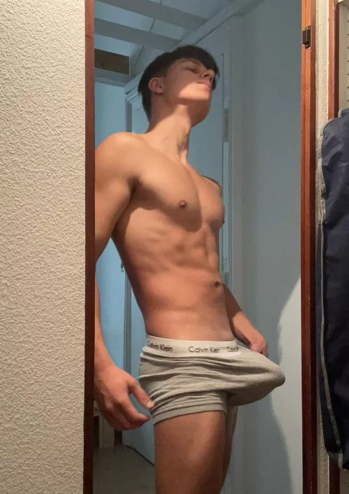 I need someone to rub up against it 