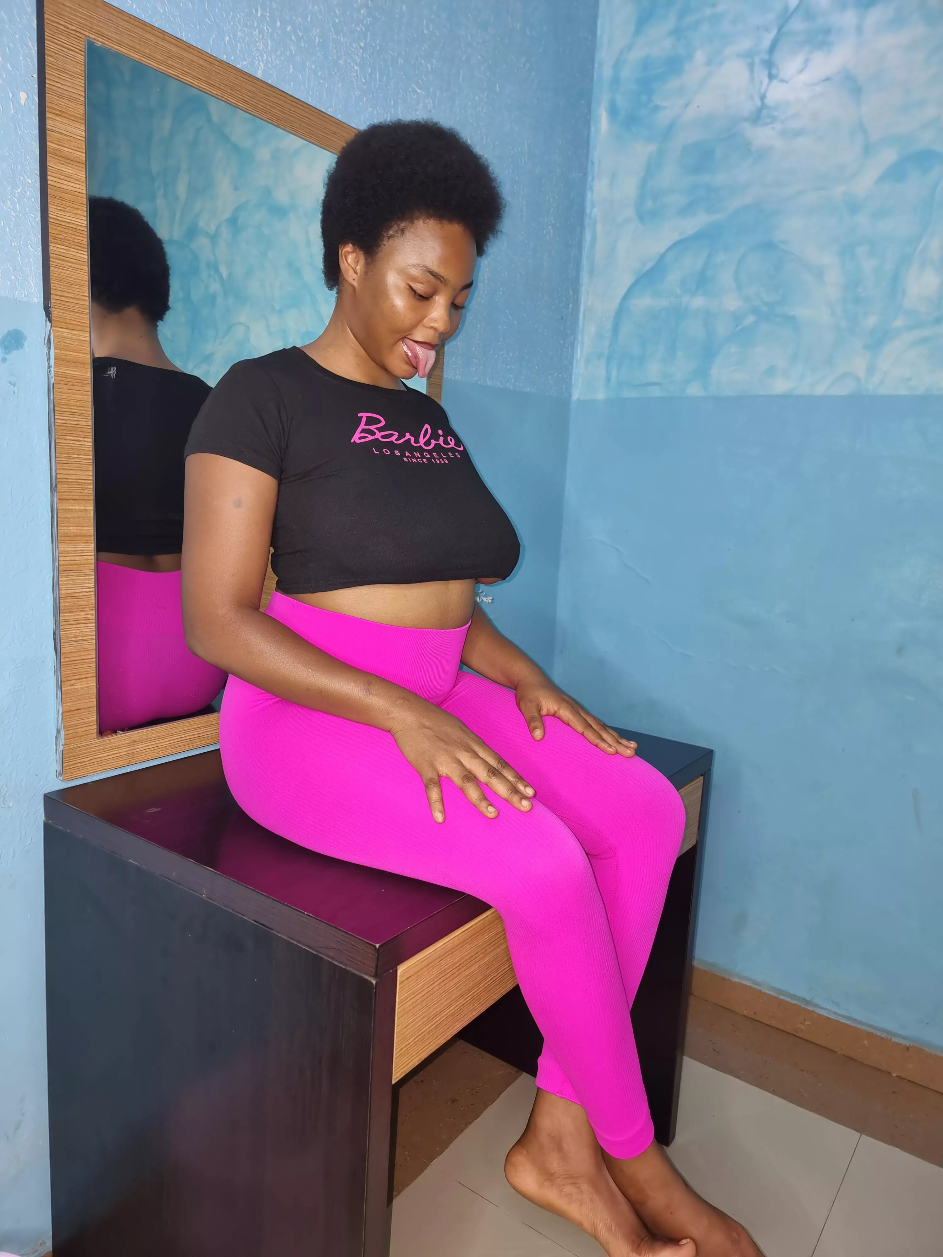 I wanna sit on your wallet with my feet in your mouth