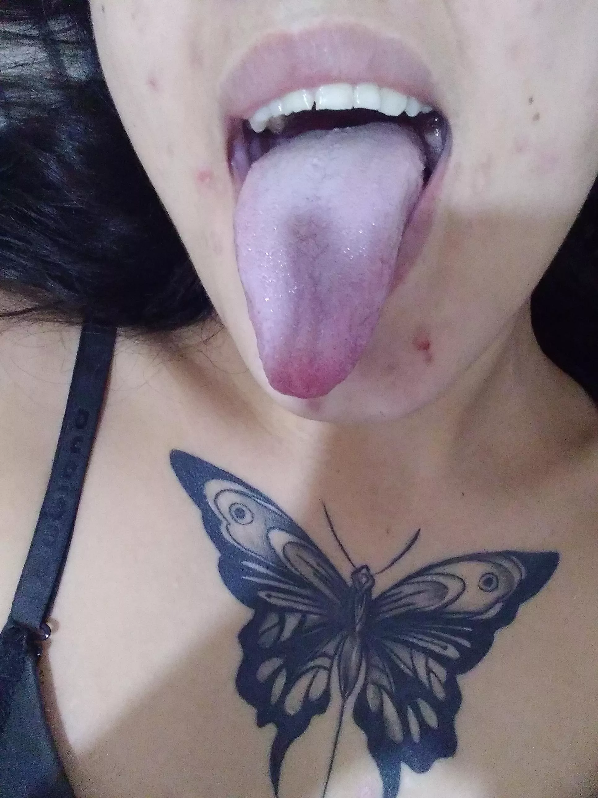 I want you to cum on my tongue 😝 