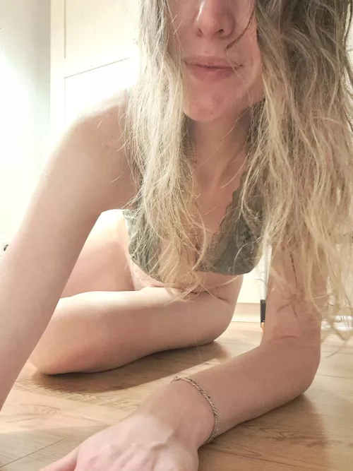 Ich bin nur einen Atemzug entfernt... und der nächste könnte laut werden. 😈