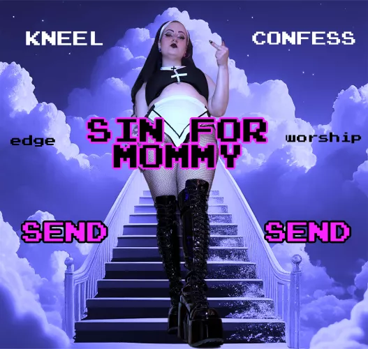 Imagine being baptized by my spit after leaving a generous offering at my alter 🖤💦