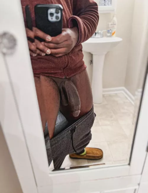 It’s been a while. Need someone to get it hard. 