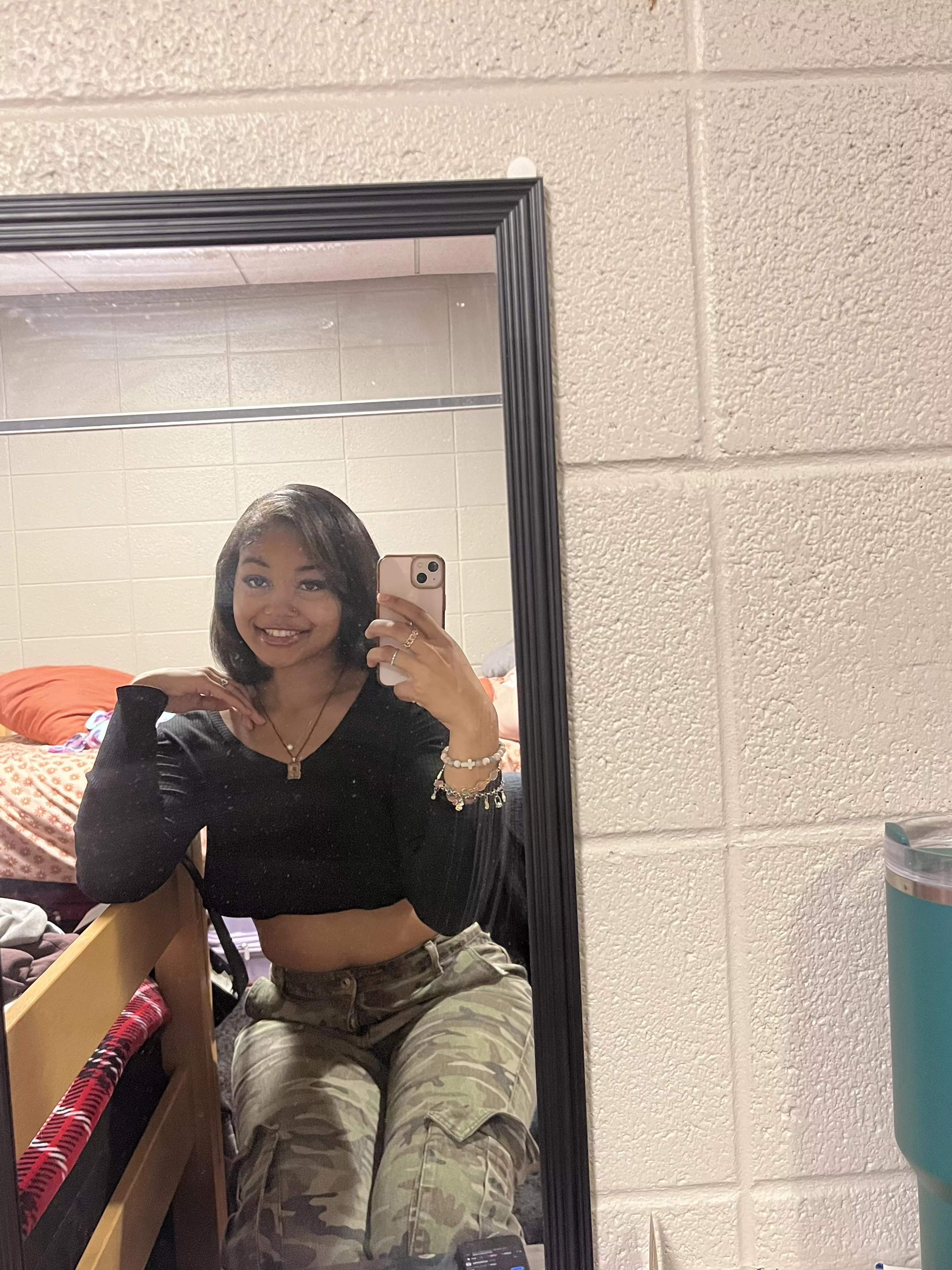 Looking for a daddy 18:)