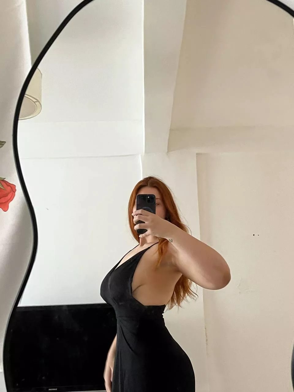 Loving how this black dress highlights my ginger vibes