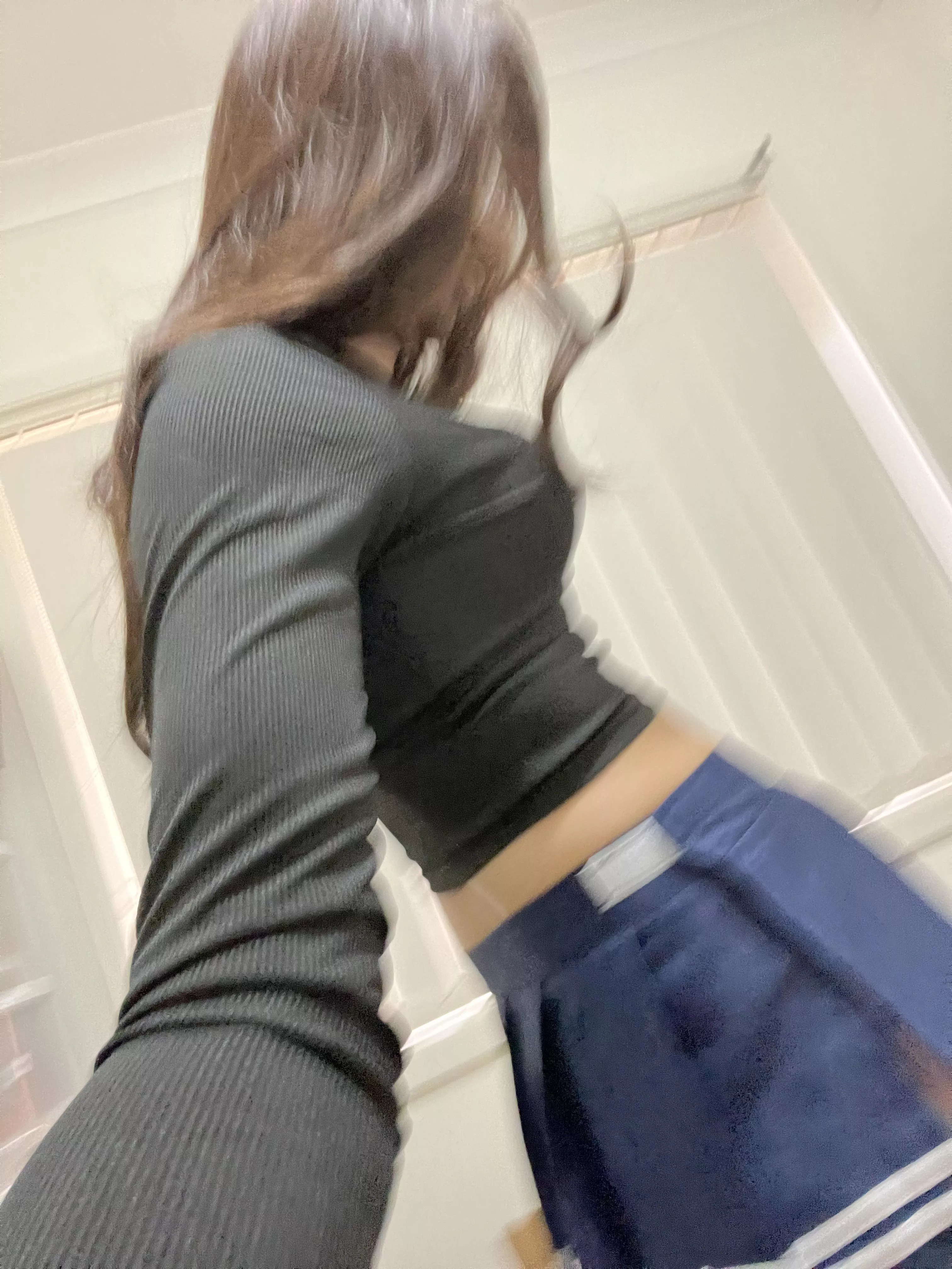 M4m, west syd 19m virgin sissy (shemale) crossdresser looking for “FWB”, friends w befifits 💛. Must be able to host in bedroom 