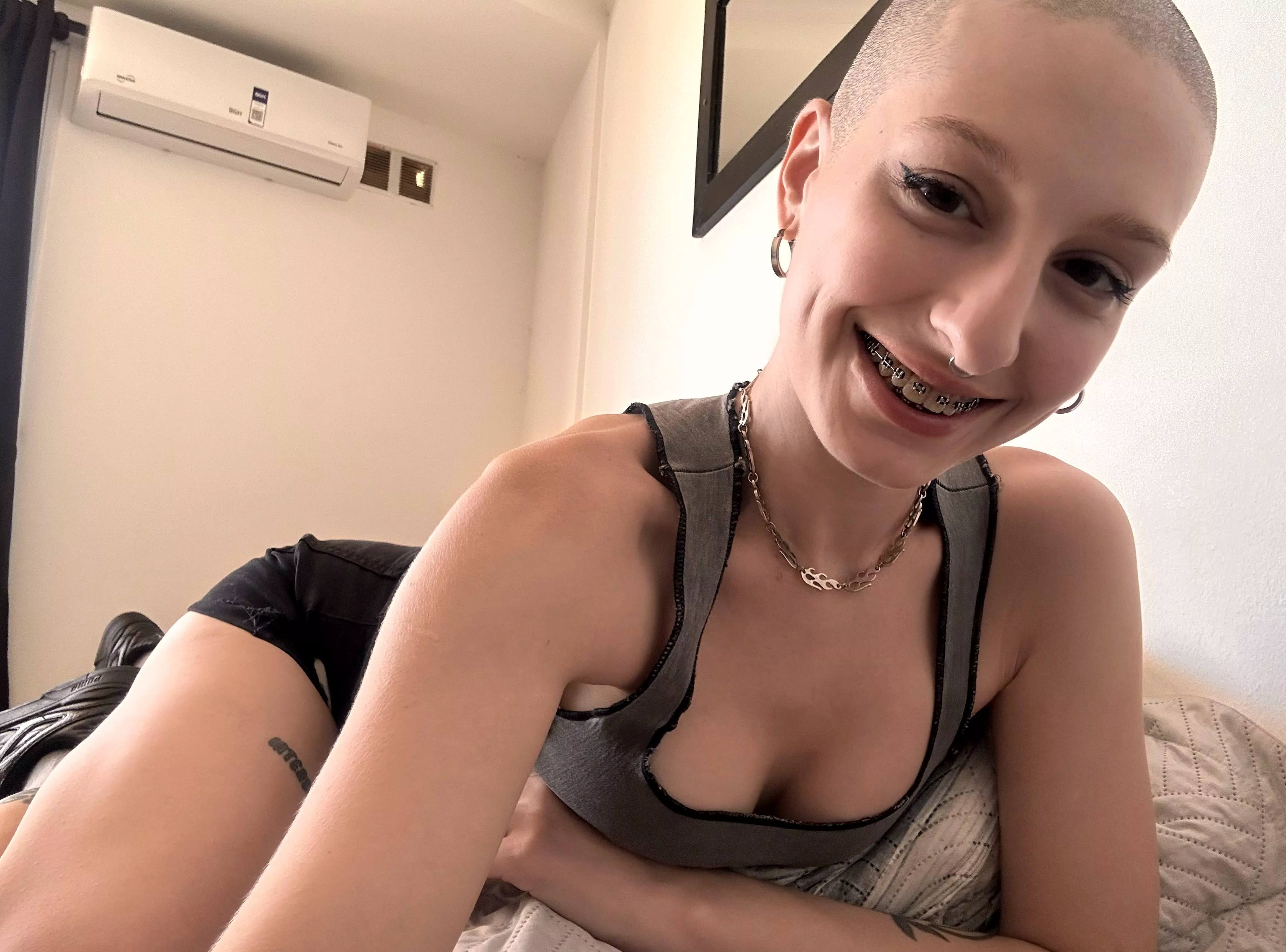 Make my cheeks blush before I gush. 