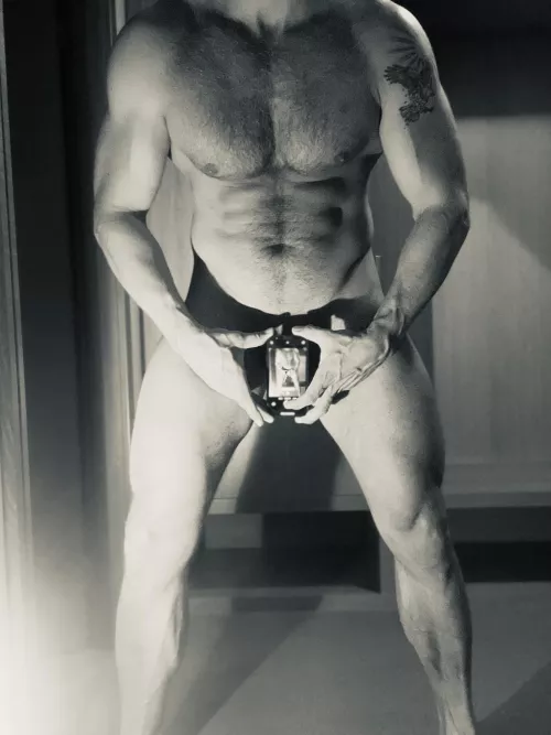 Mirror, mirror on the wall… * HotGymAddict