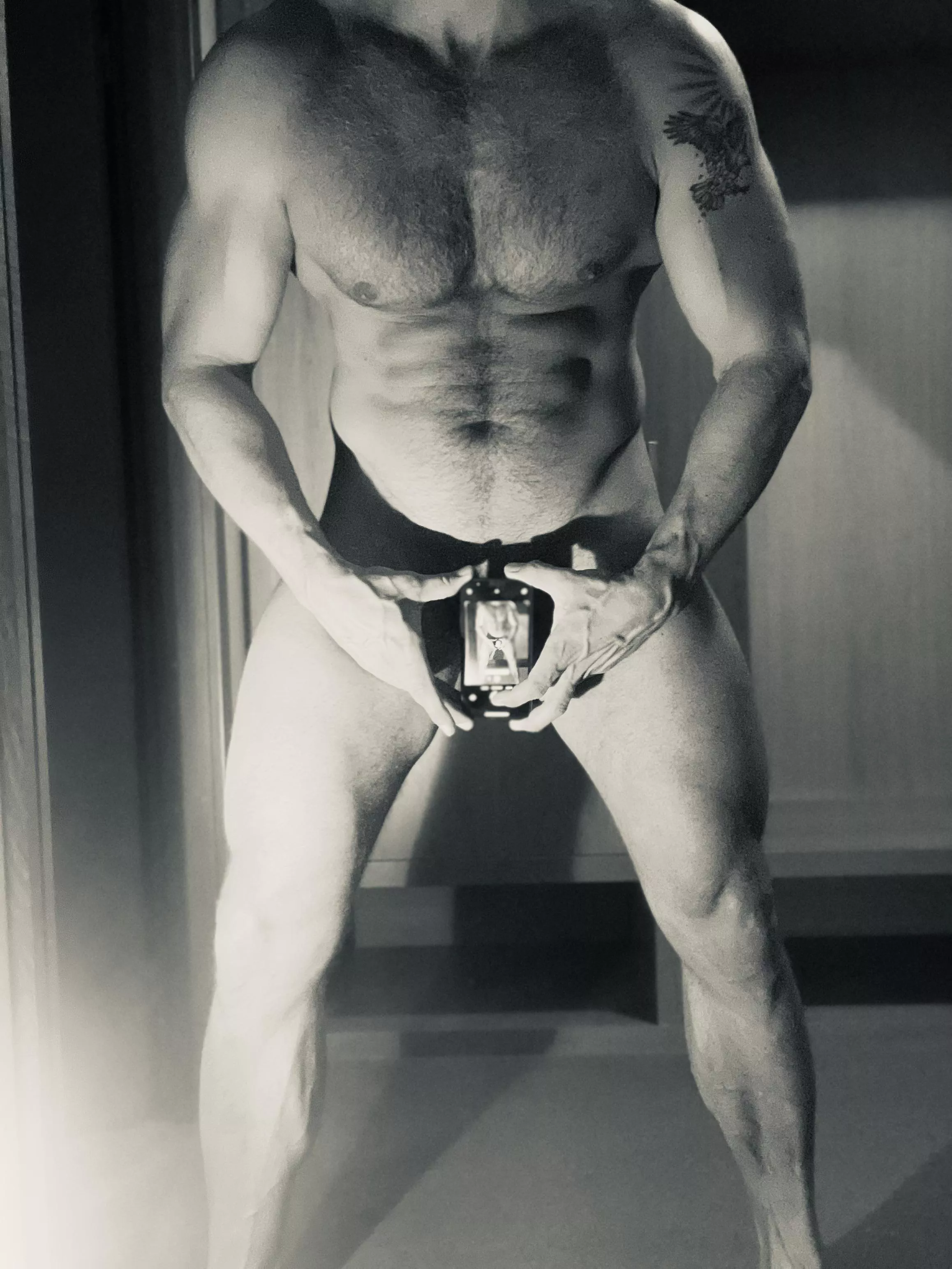 Mirror, mirror on the wall… * HotGymAddict