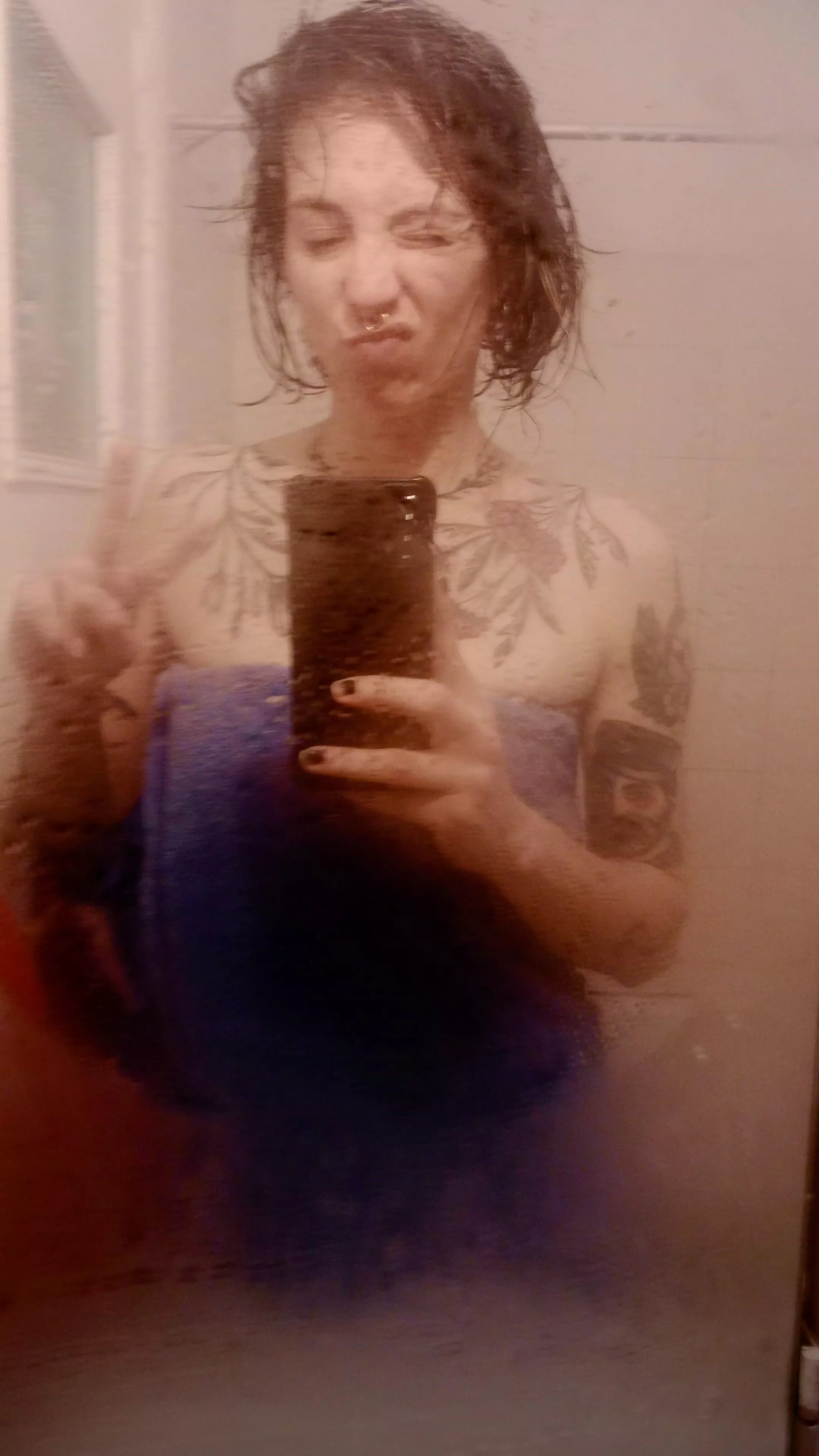 Naked under the towels 