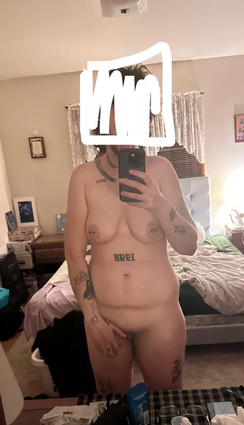 Non-binary trans  traveling to coldwater … looking for some cock 