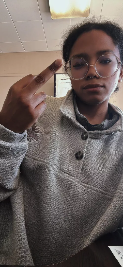 Pathetic, are you hard? 