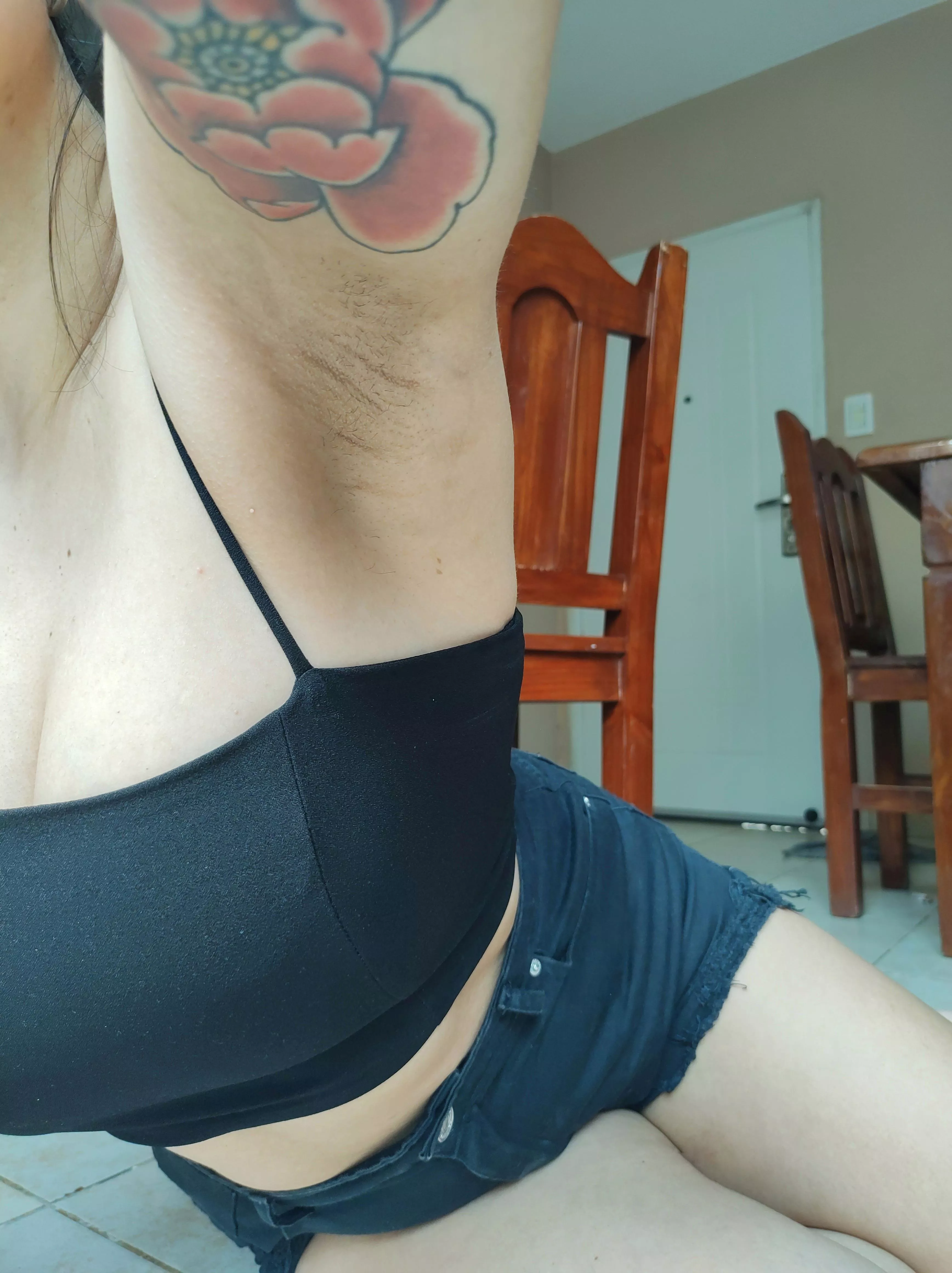 Put your tongue in the hole in my armpit