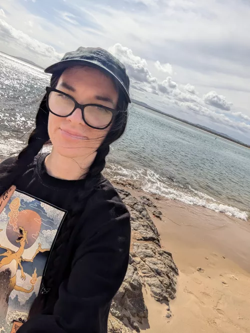 Riah goes to the beach