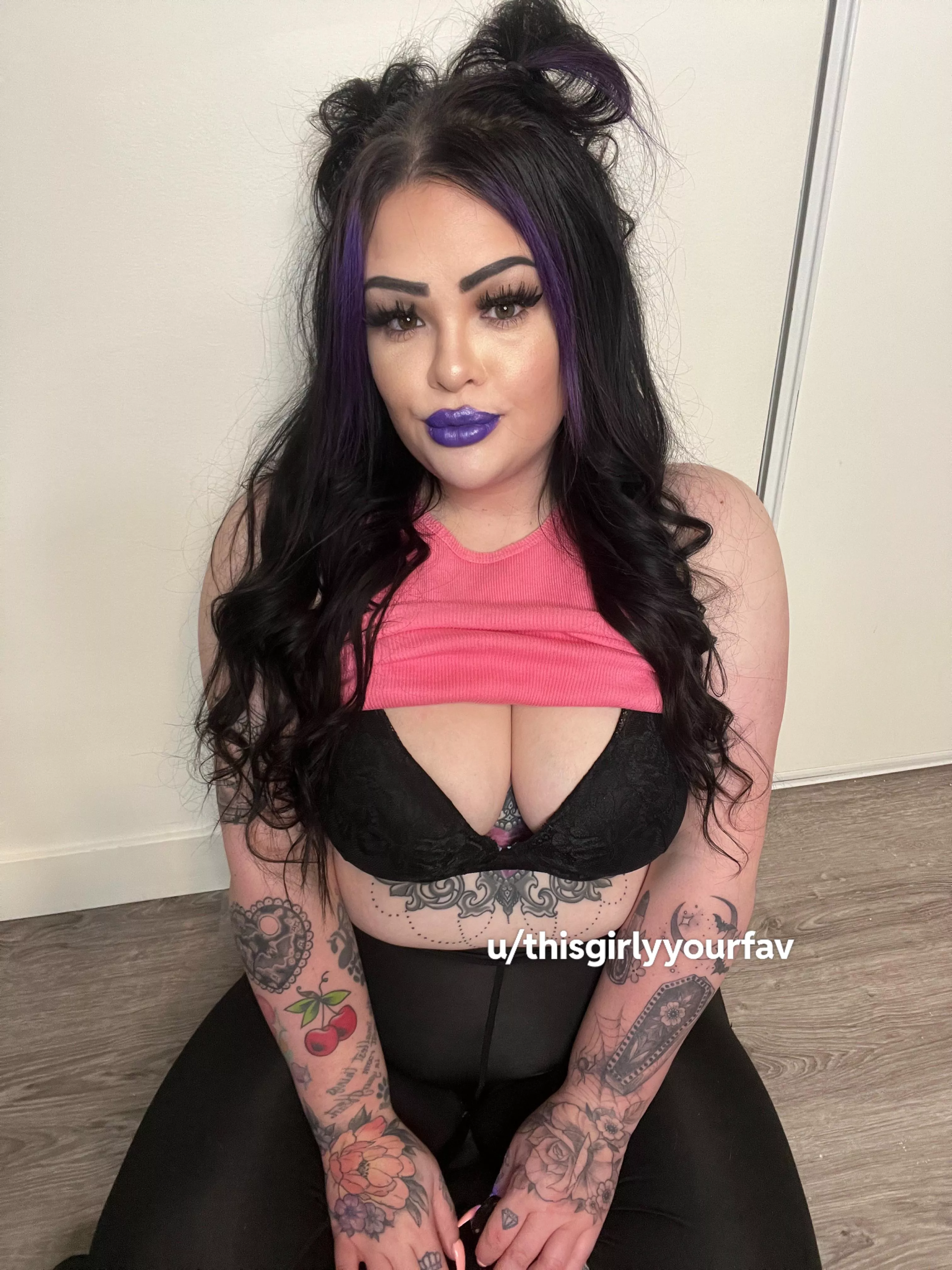 [selling] lets have some fun!  [cam] or [sext] 😉 