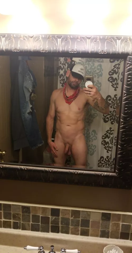 Shower time 🛁🛁🛀