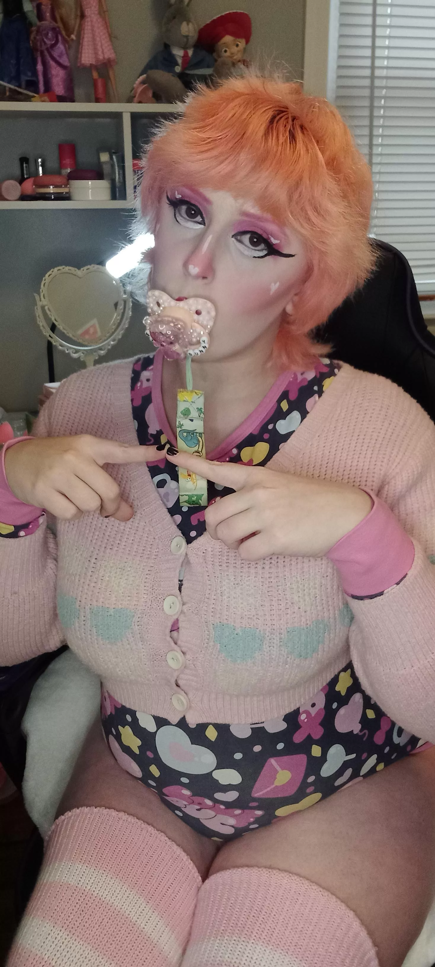 Smol baby!! ♡♡♡