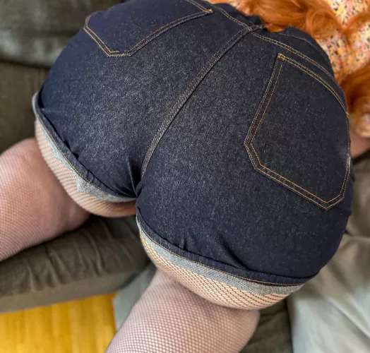 Superbooty and fishnets