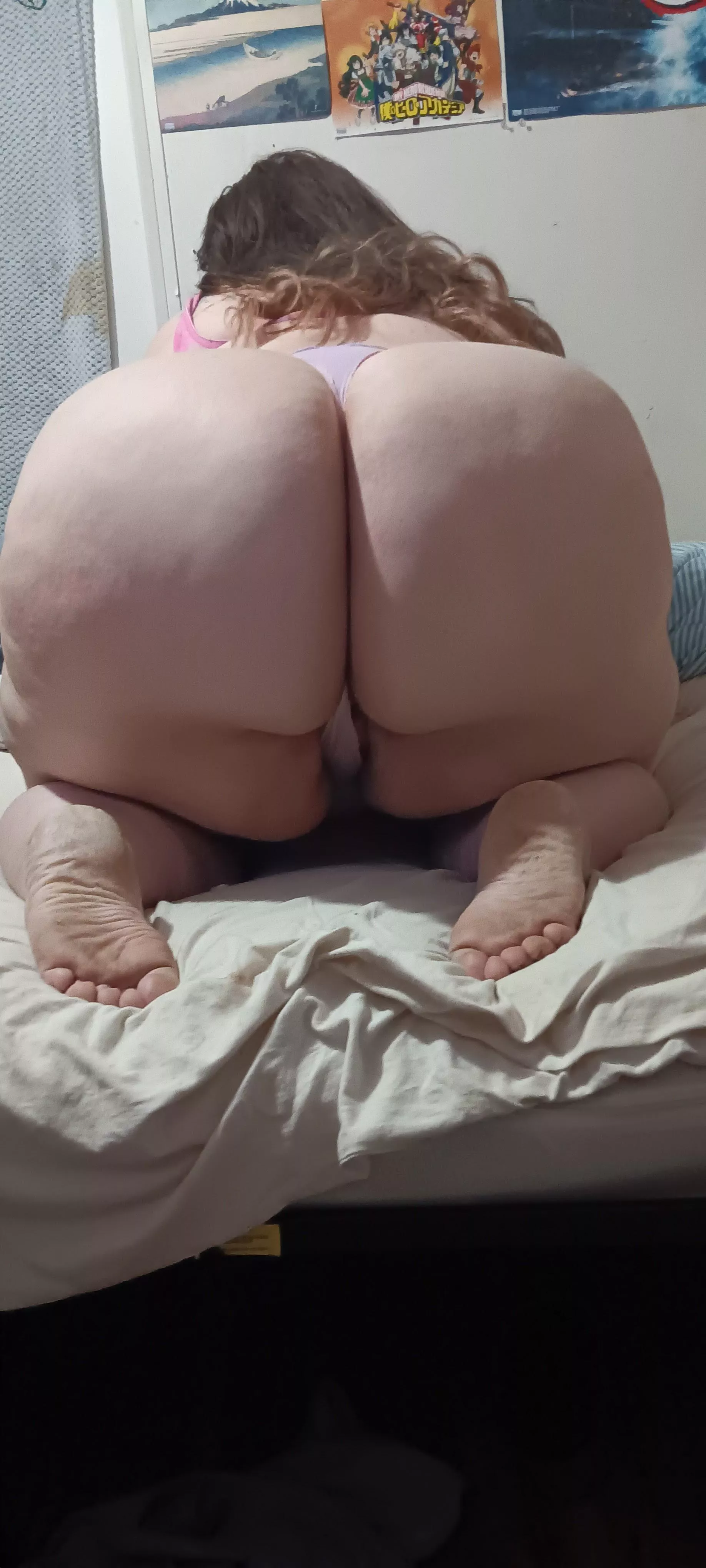 Swallowed that thong up 